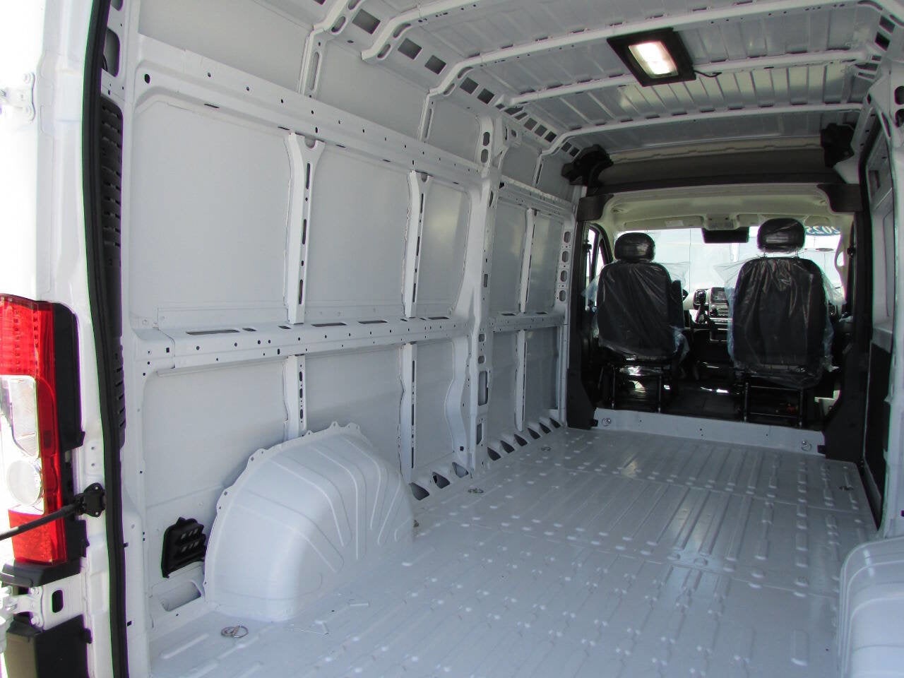 2025 RAM ProMaster Cargo Van Tradesman