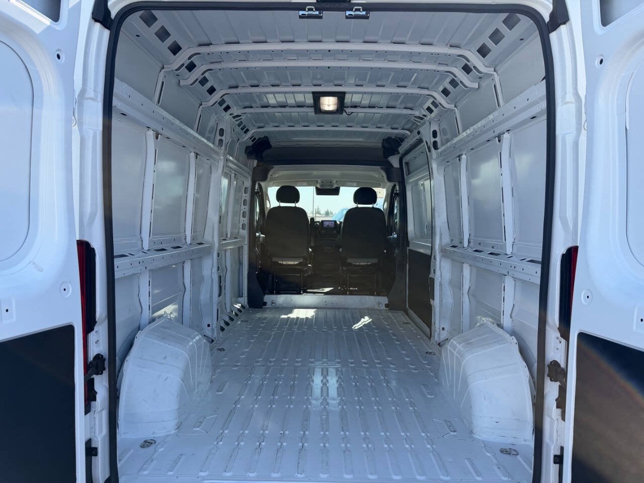 2026 RAM ProMaster Cargo Van Tradesman