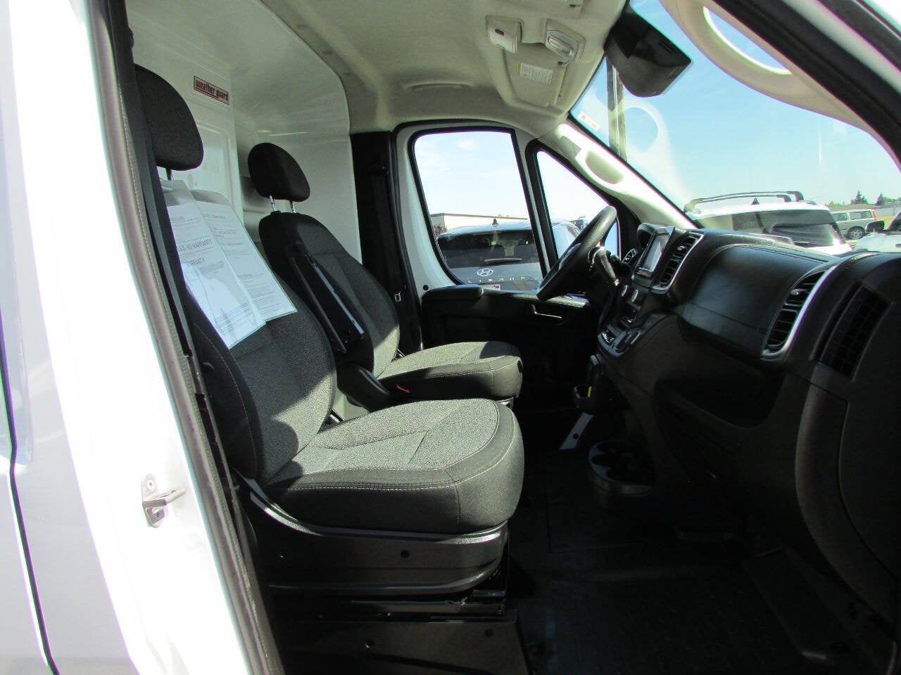 2024 RAM ProMaster Cargo Van SLT