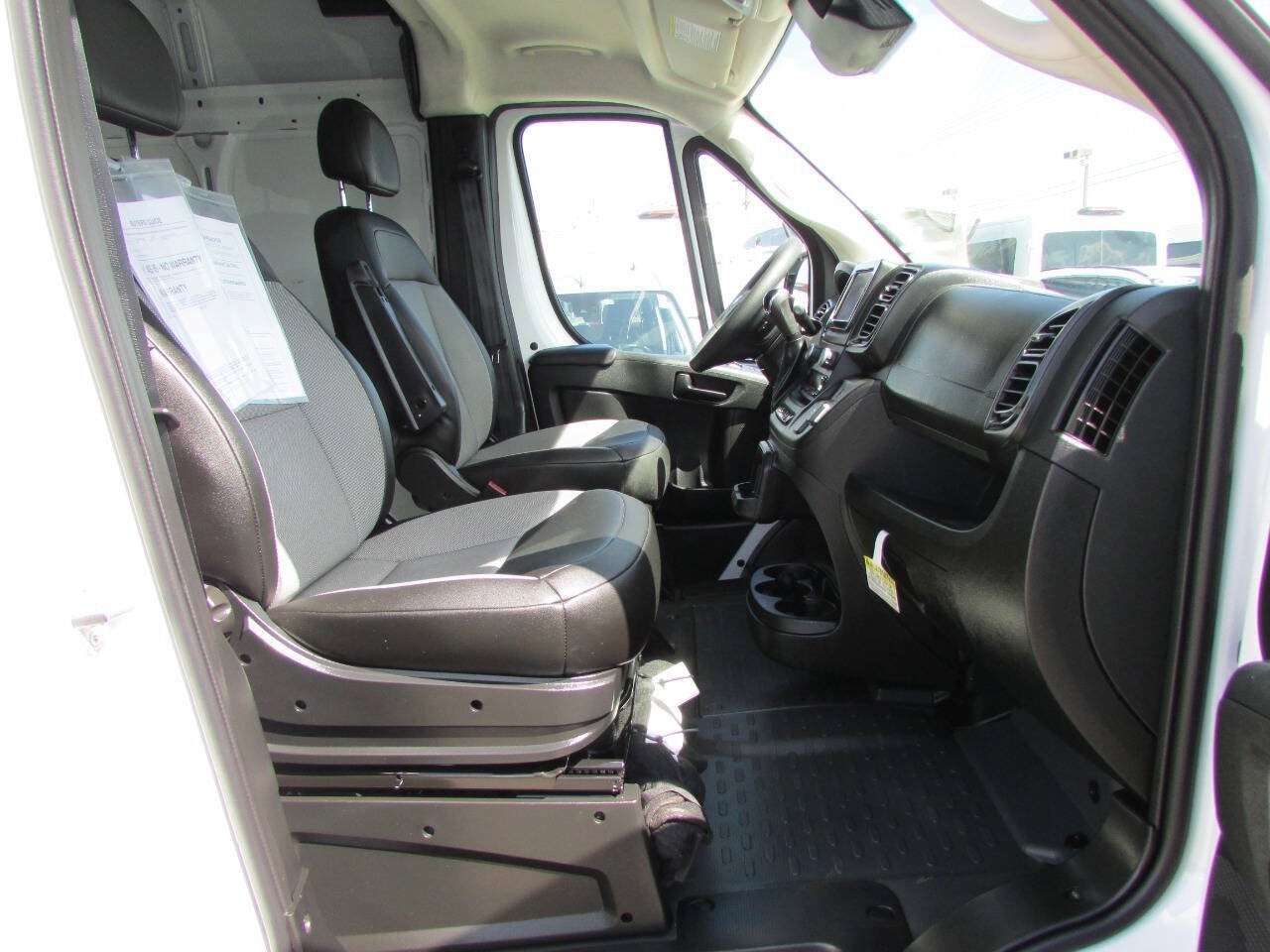 2026 RAM ProMaster Cargo Van Tradesman