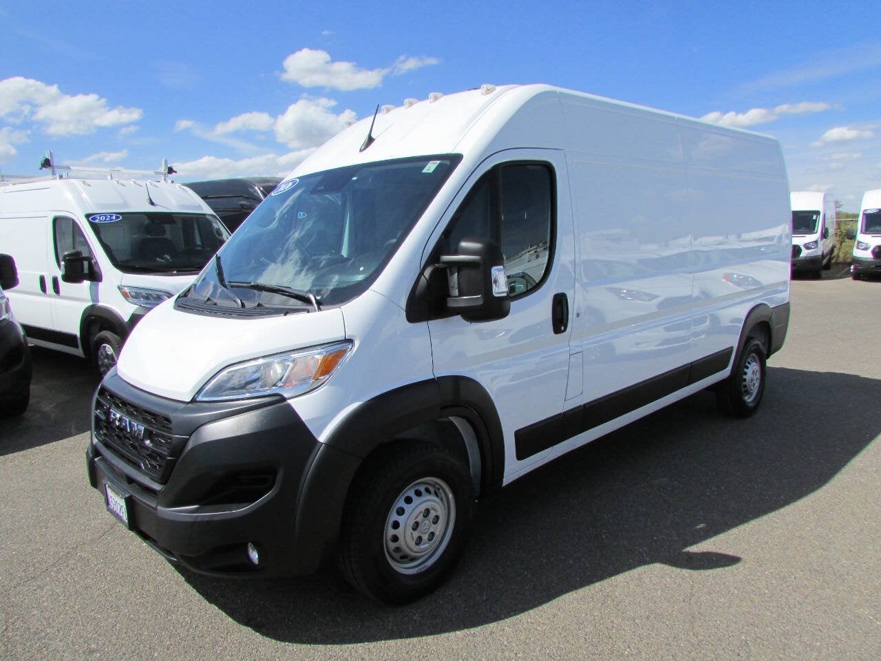 2026 RAM ProMaster Cargo Van Tradesman