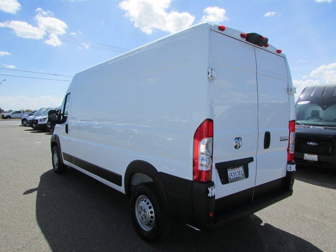 2026 RAM ProMaster Cargo Van Tradesman