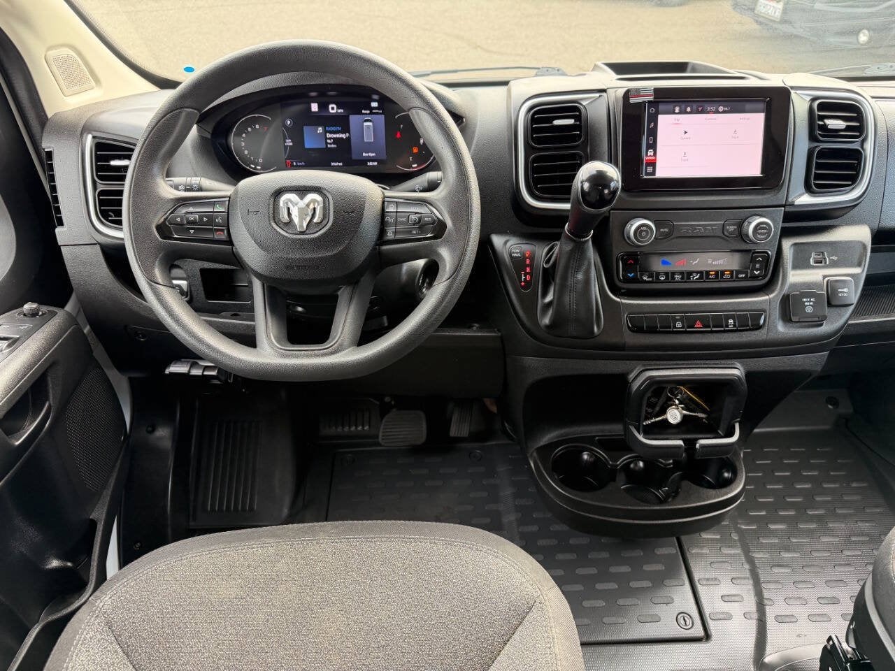 2024 RAM ProMaster Cargo Van SLT