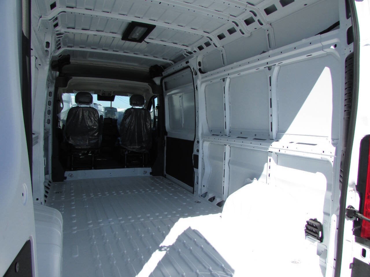 2025 RAM ProMaster Cargo Van Tradesman