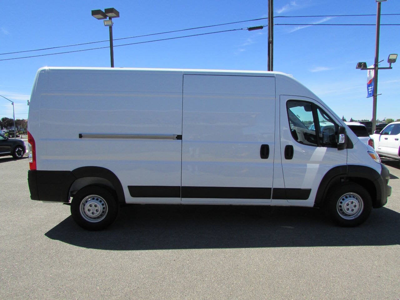 2026 RAM ProMaster Cargo Van Tradesman