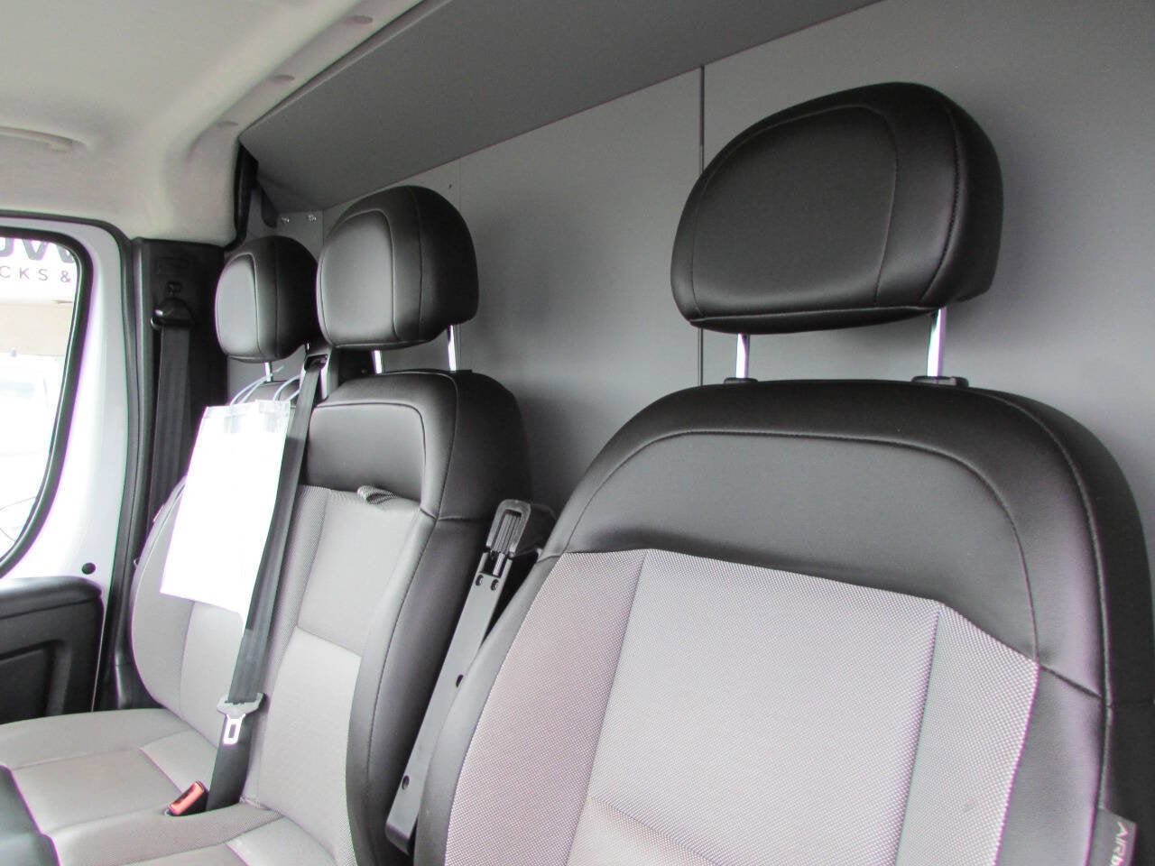 2024 RAM ProMaster Cargo Van Tradesman