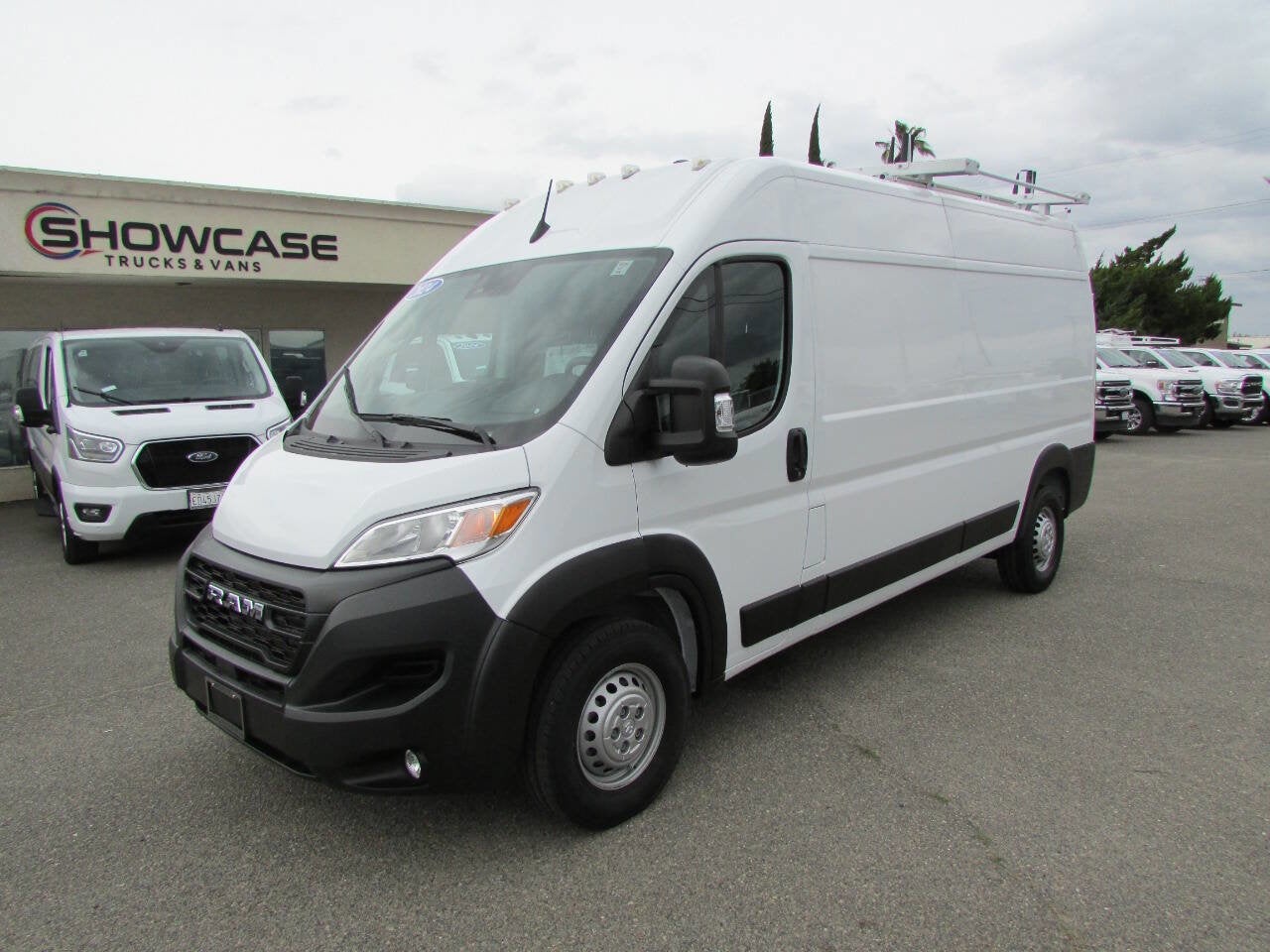2024 RAM ProMaster Cargo Van Tradesman