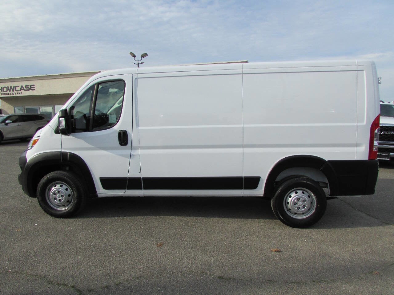 2023 RAM ProMaster Cargo Van 2500 136 WB 3dr Low Roof Cargo Van