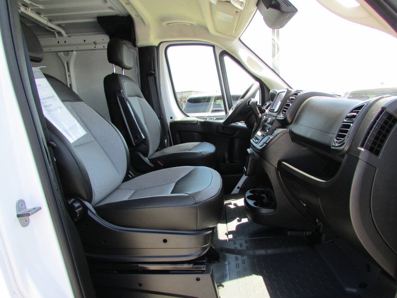 2025 RAM ProMaster Cargo Van Tradesman