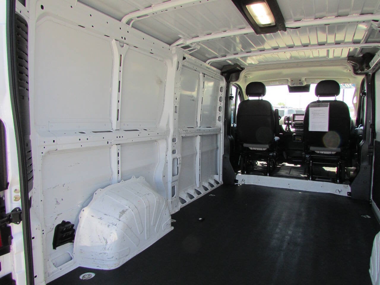 2025 RAM ProMaster Cargo Van Tradesman
