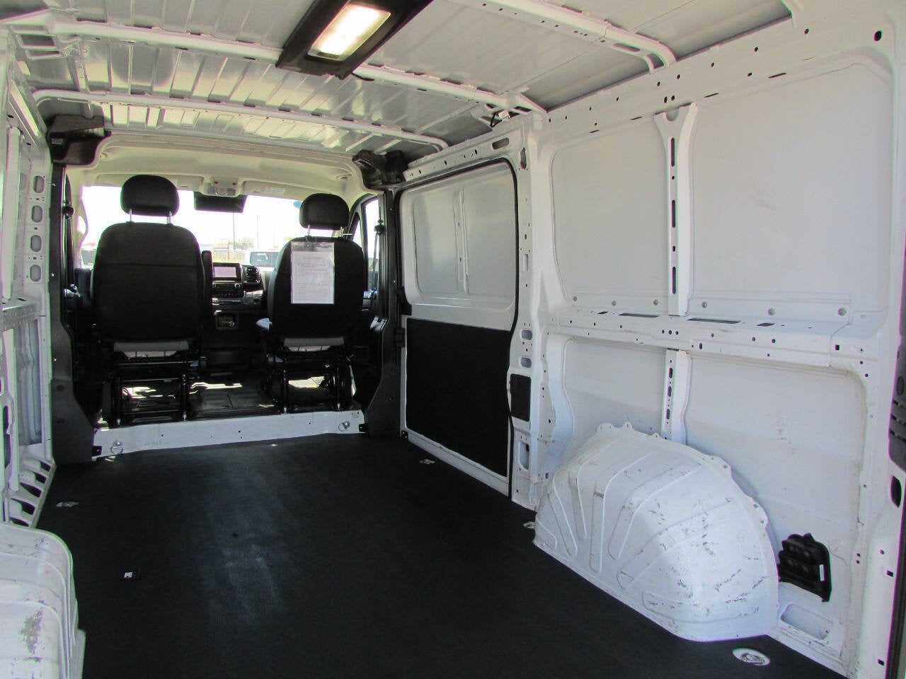 2025 RAM ProMaster Cargo Van Tradesman
