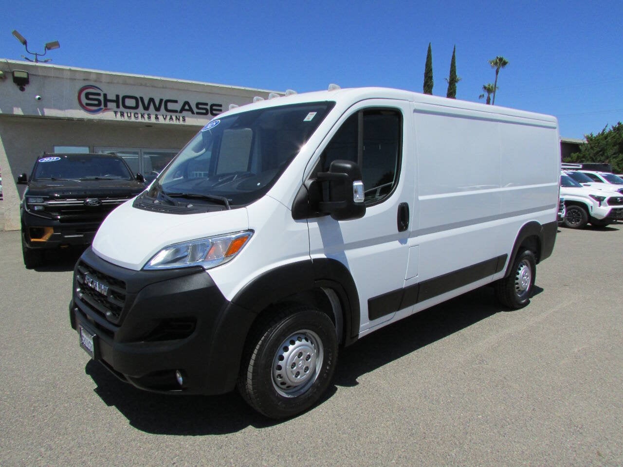 2025 RAM ProMaster Cargo Van Tradesman