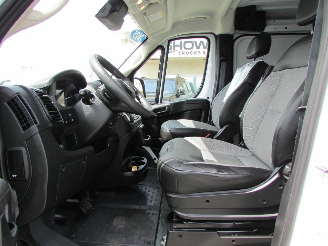 2025 RAM ProMaster Cargo Van Tradesman