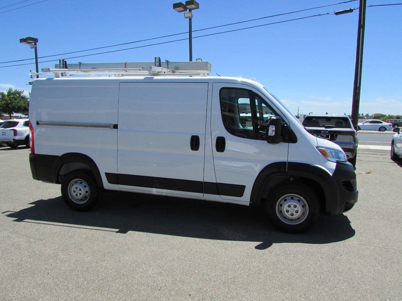 2023 RAM ProMaster Cargo Van 2500 136 WB 3dr Low Roof Cargo Van