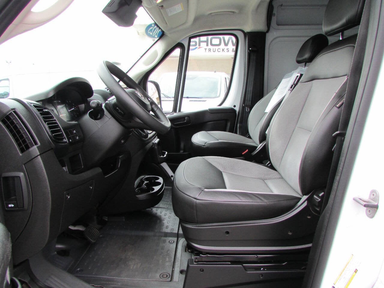 2025 RAM ProMaster Cargo Van Tradesman