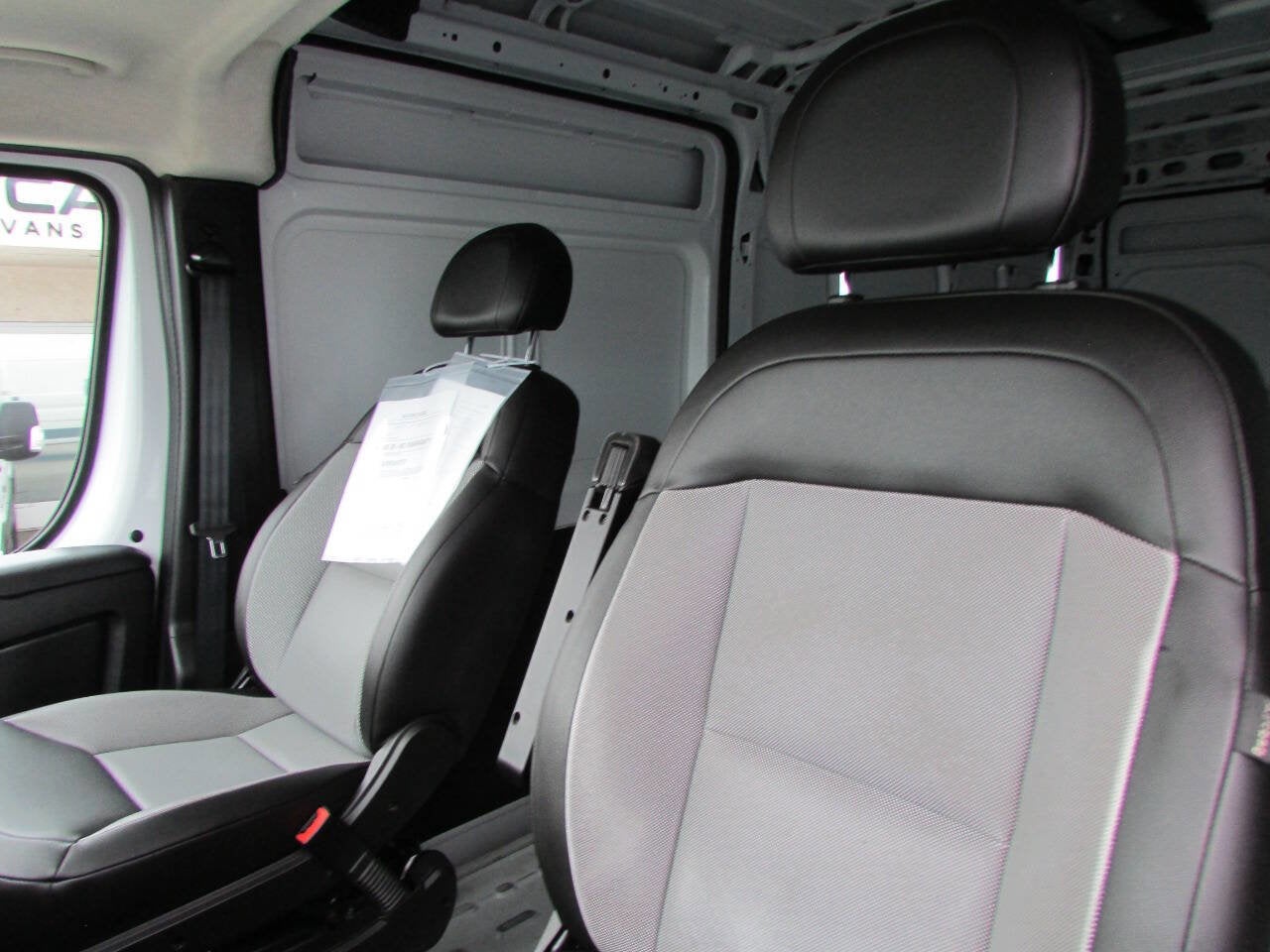 2025 RAM ProMaster Cargo Van Tradesman