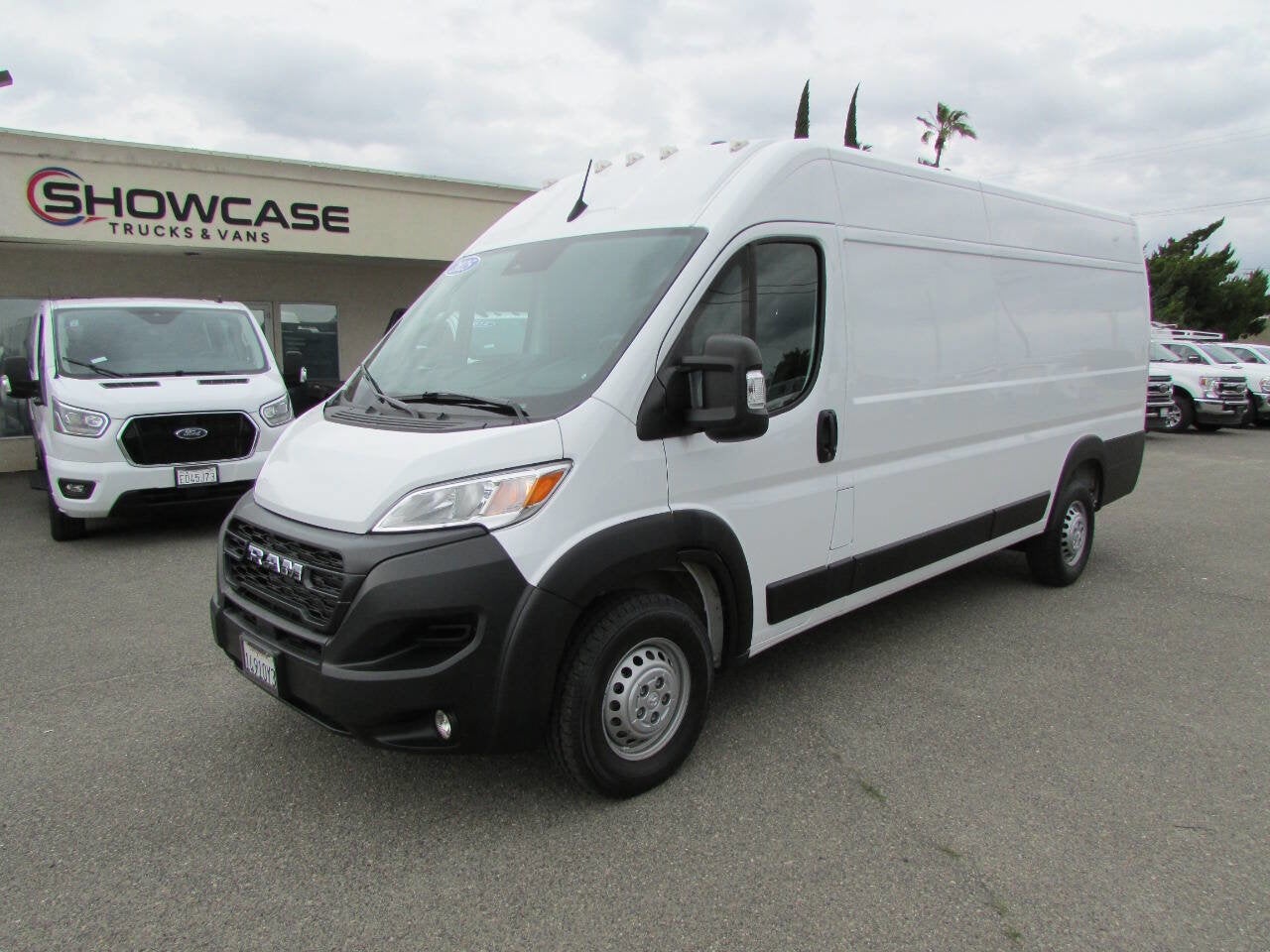 2025 RAM ProMaster Cargo Van Tradesman