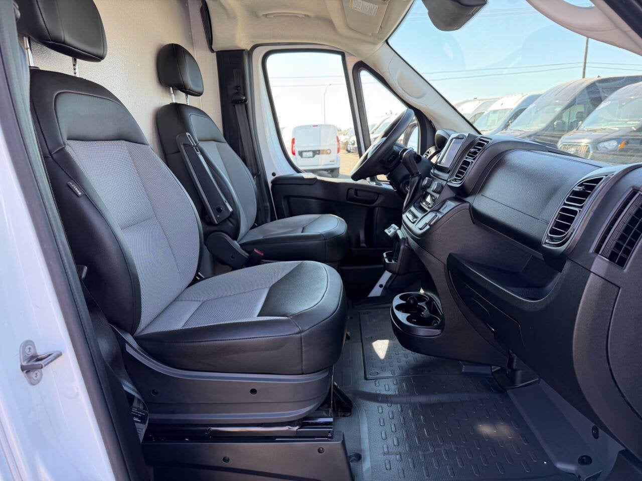 2025 RAM ProMaster Cargo Van Tradesman