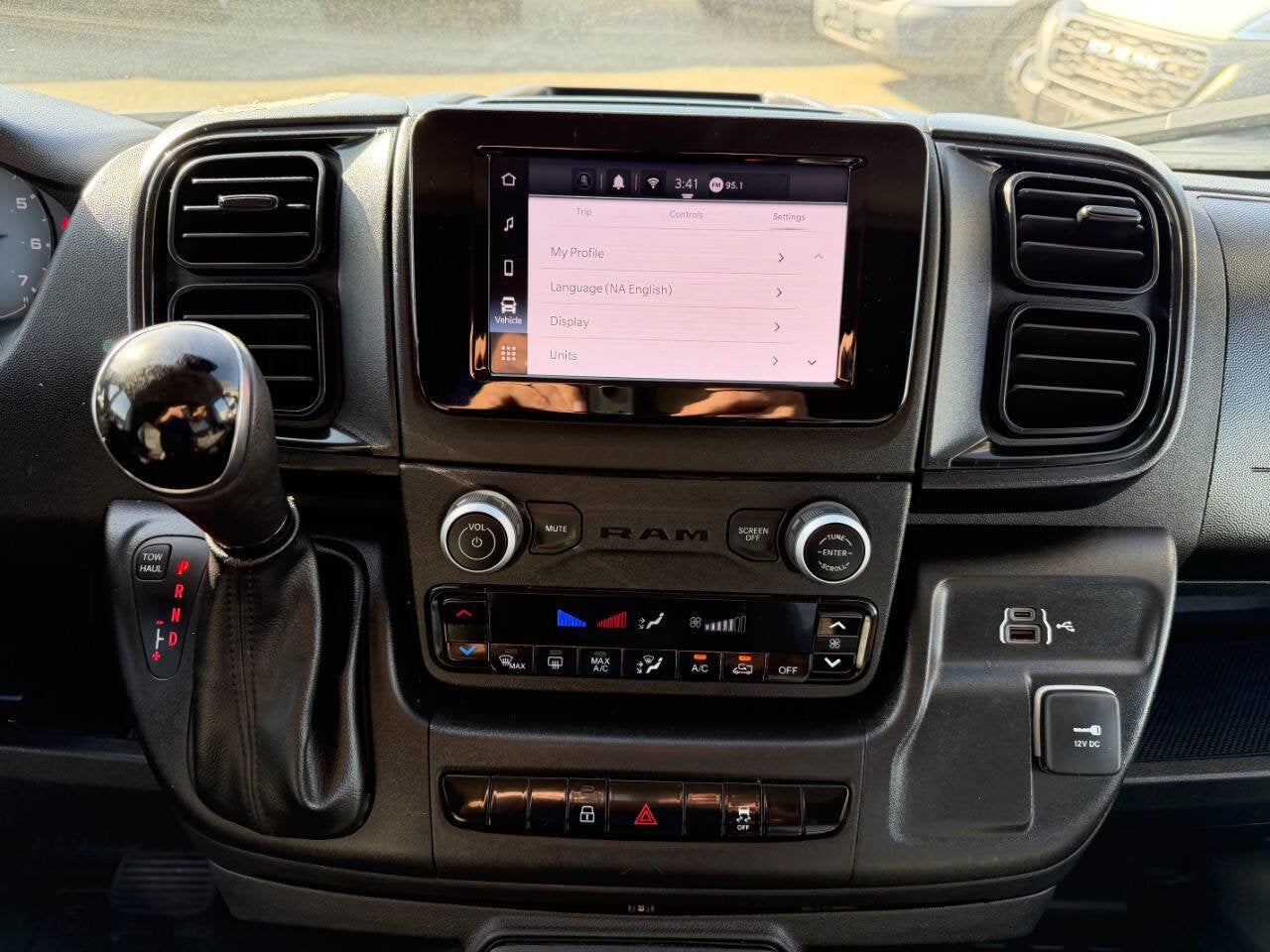 2025 RAM ProMaster Cargo Van Tradesman