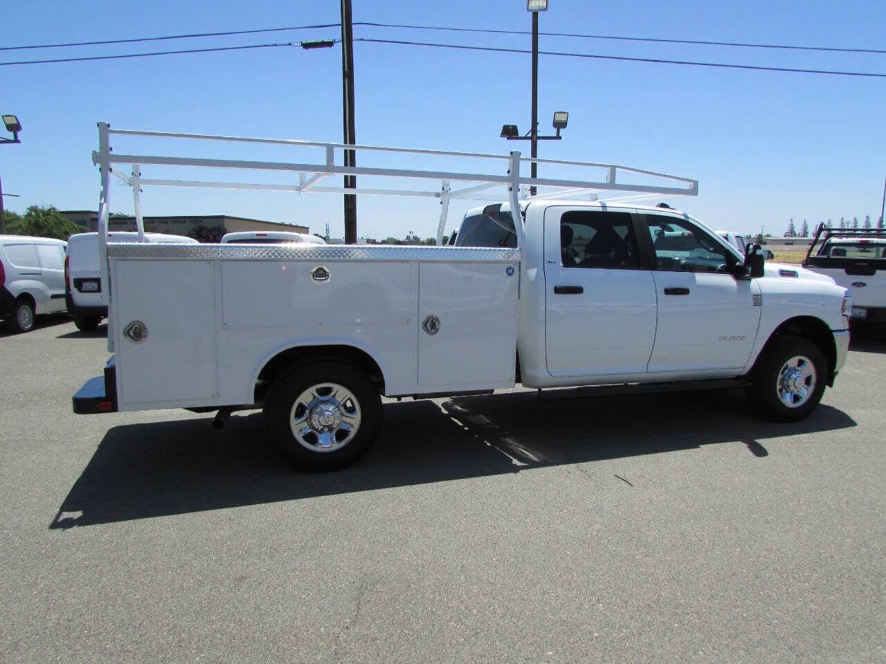 2024 RAM 3500 Chassis Cab SLT