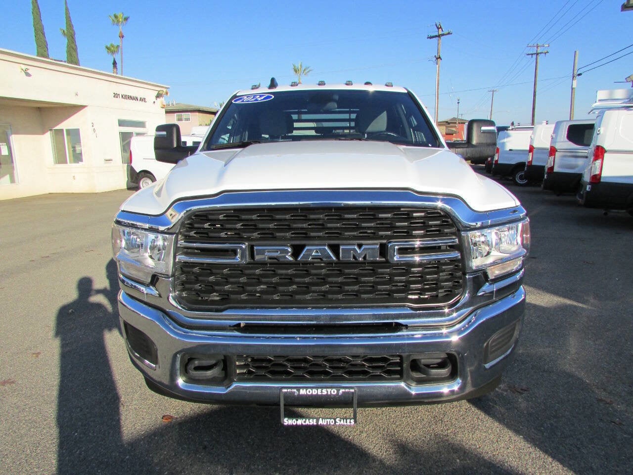 2024 RAM 3500 Chassis Cab SLT