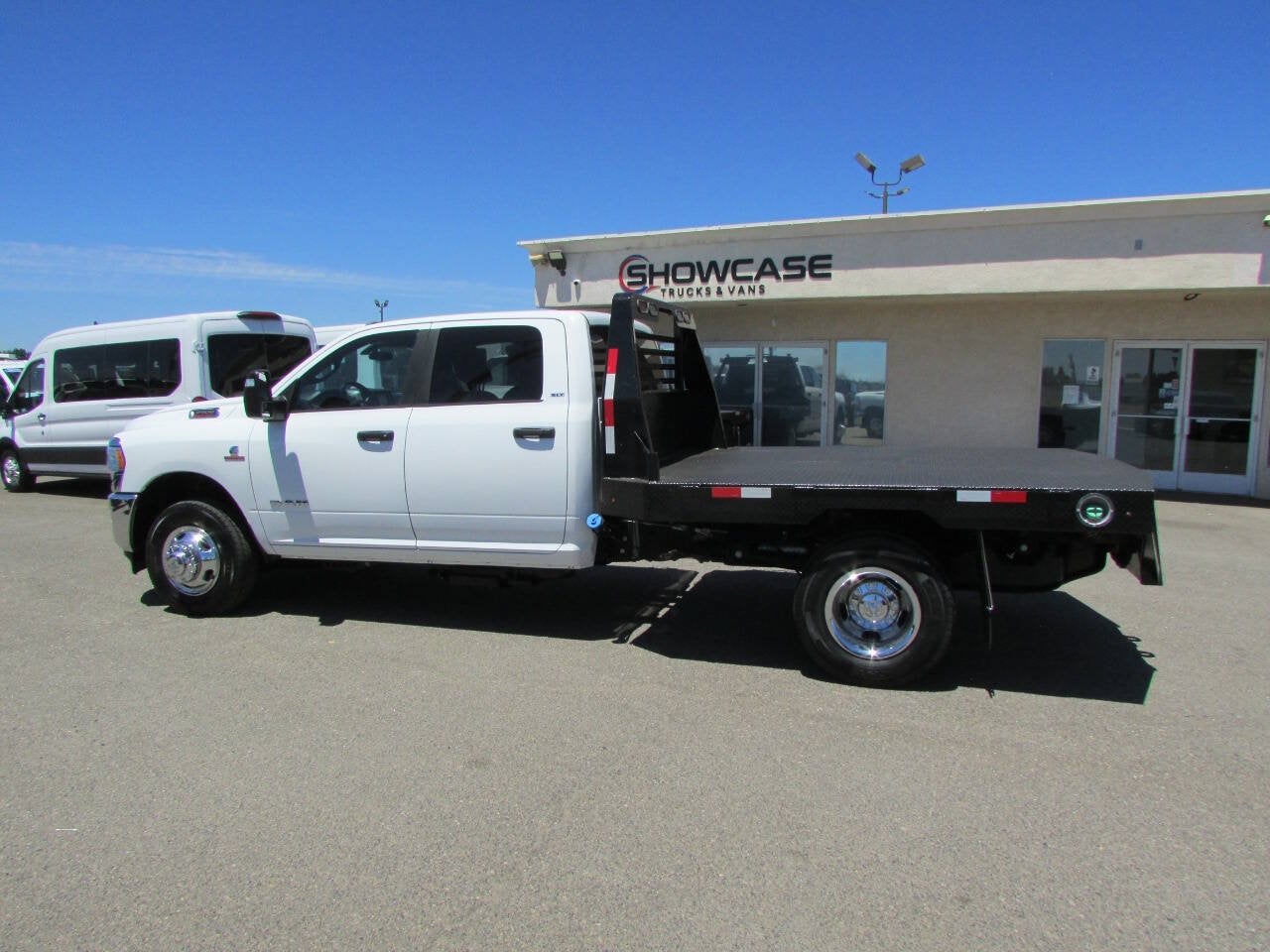 2024 RAM 3500 Chassis Cab SLT