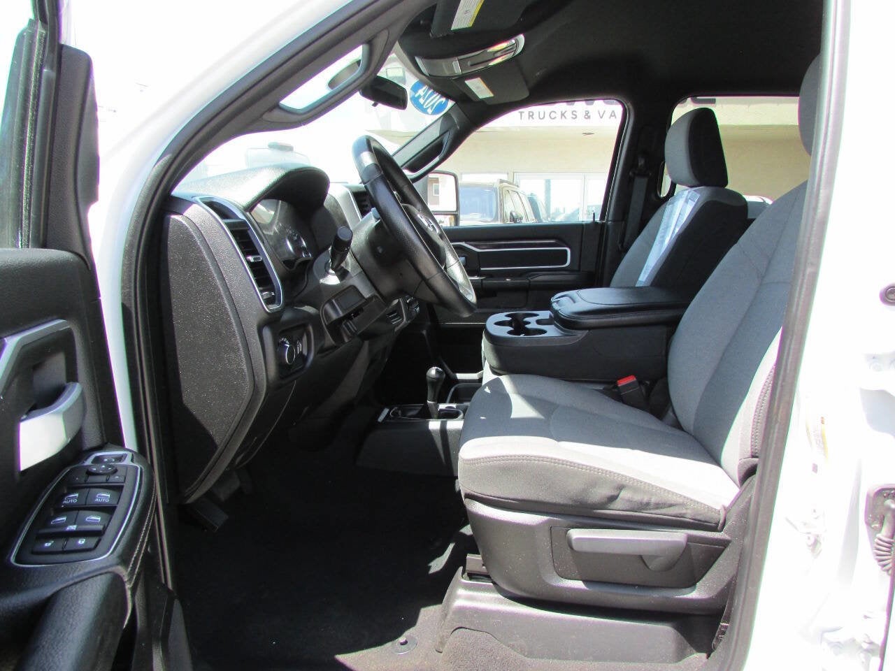 2024 RAM 3500 Chassis Cab SLT