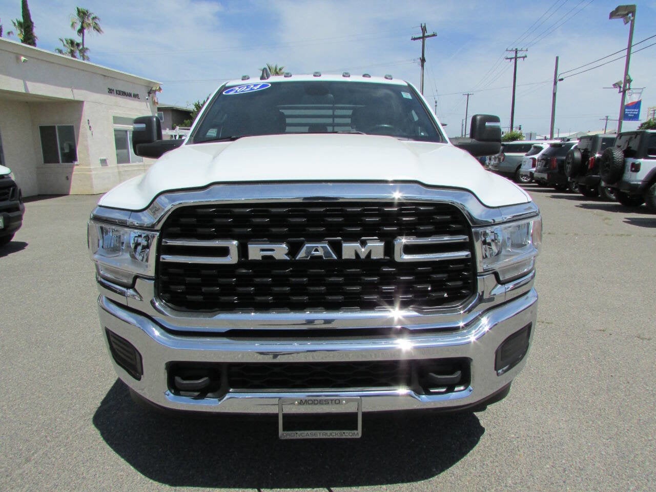 2024 RAM 3500 Chassis Cab SLT