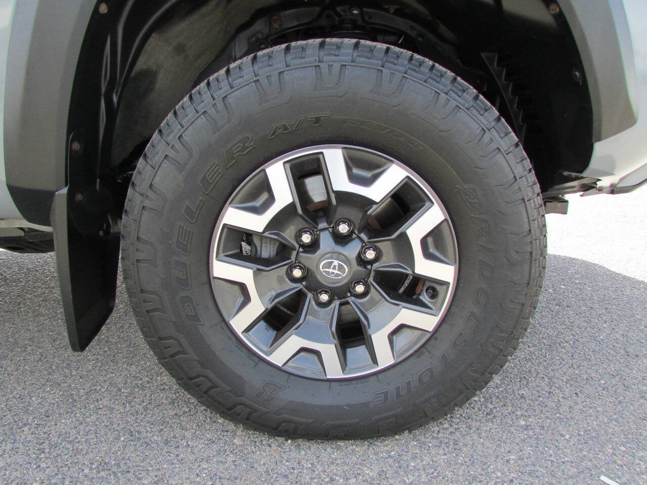 2021 Toyota Tacoma 4WD TRD Off Road 4x4 4dr Double Cab 6.1 ft LB