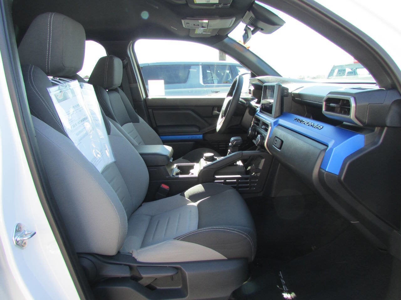 2025 Toyota Tacoma 4WD TRD Off Road 4x4 4dr Double Cab 5.0 ft SB 8A