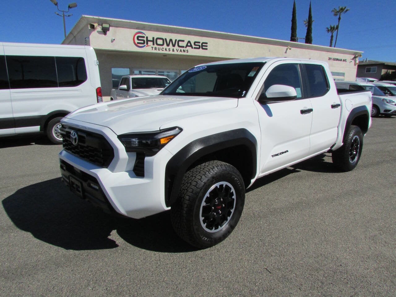 2025 Toyota Tacoma 4WD TRD Off Road 4x4 4dr Double Cab 5.0 ft SB 8A