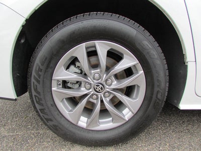 2024 Toyota Sienna XLE 7 Passenger 4dr Mini Van