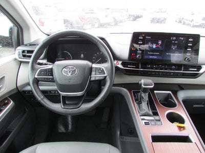 2024 Toyota Sienna XLE 7 Passenger 4dr Mini Van