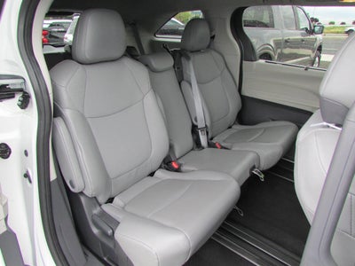 2024 Toyota Sienna XLE 7 Passenger 4dr Mini Van