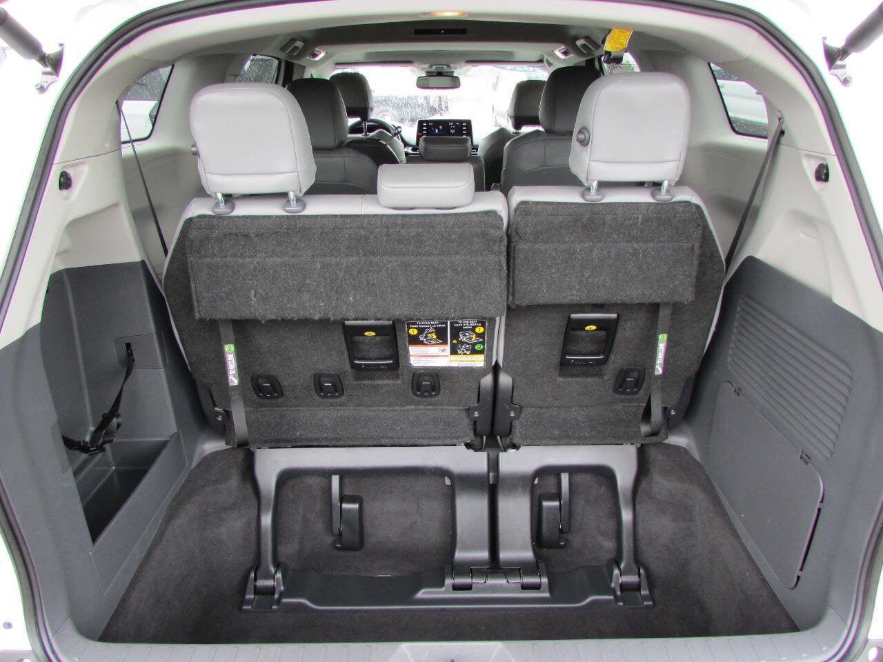 2024 Toyota Sienna XLE 7 Passenger 4dr Mini Van