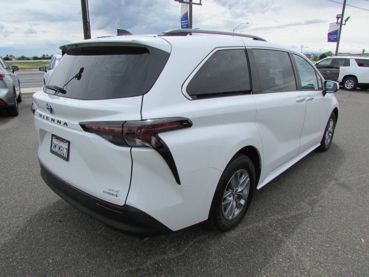 2024 Toyota Sienna XLE 7 Passenger 4dr Mini Van