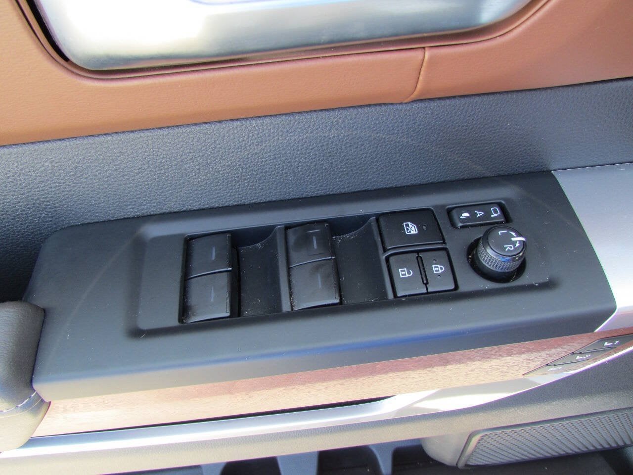 2025 Toyota Tundra 4WD 1794 Edition