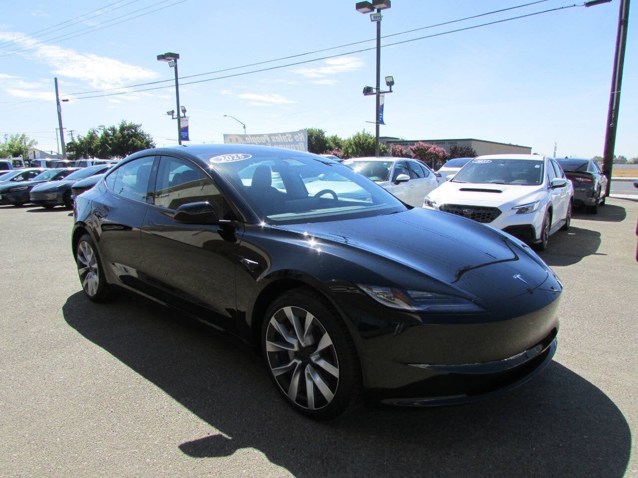 2025 Tesla Model 3 Long Range 4dr Fastback