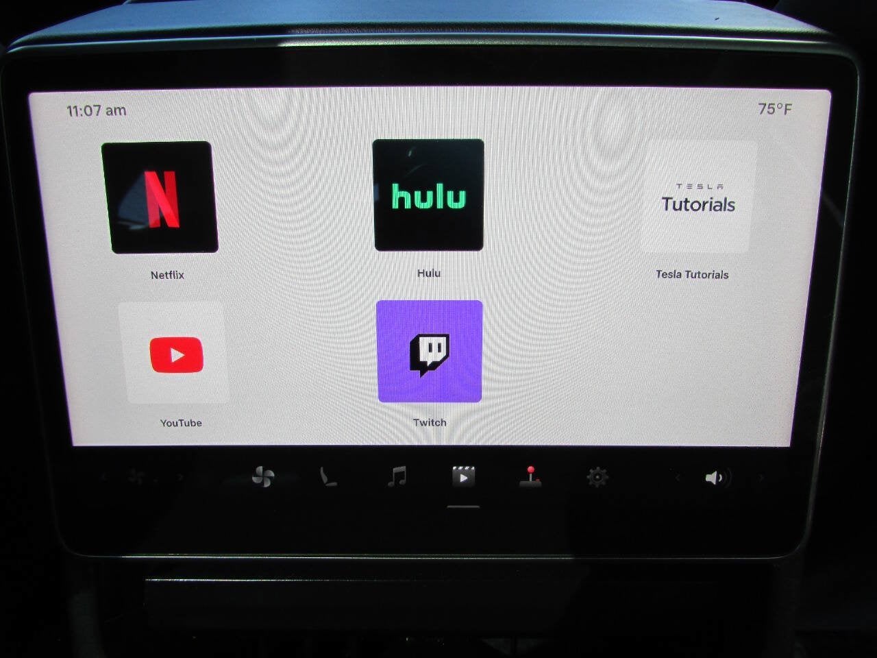 2025 Tesla Model 3 Long Range 4dr Fastback