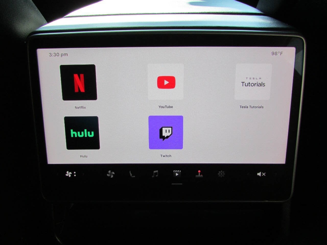 2024 Tesla Model 3 Base 4dr Sedan