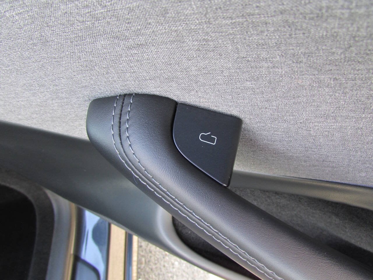 2025 Tesla Model 3 Long Range 4dr Fastback
