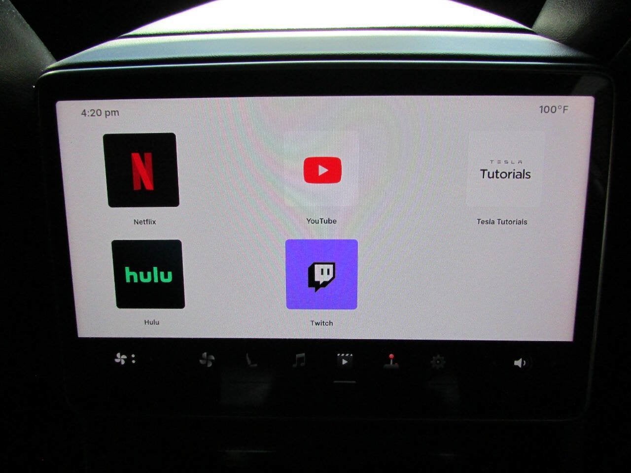 2025 Tesla Model 3 Long Range 4dr Fastback