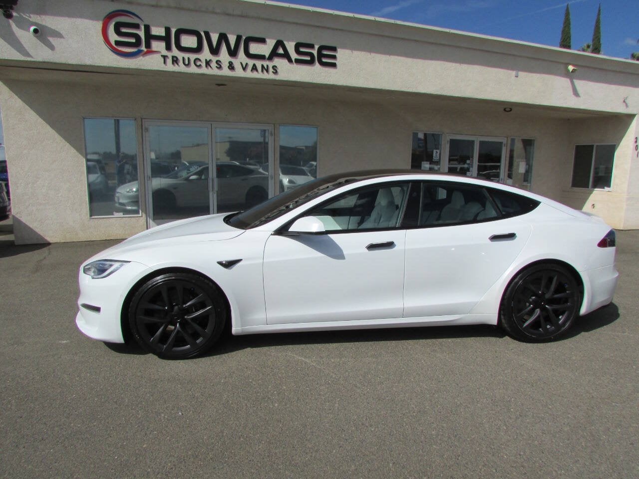 2022 Tesla Model S Base AWD 4dr Liftback