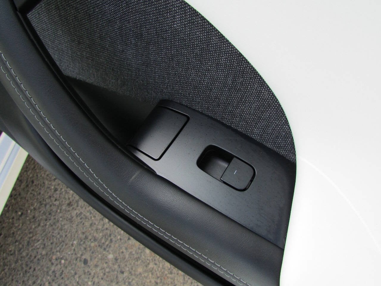 2022 Tesla Model S Base AWD 4dr Liftback