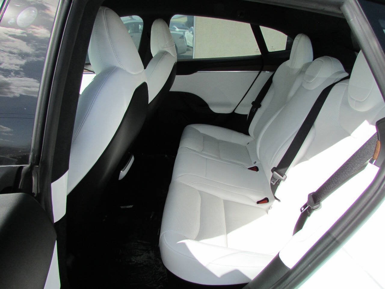 2022 Tesla Model S Base AWD 4dr Liftback