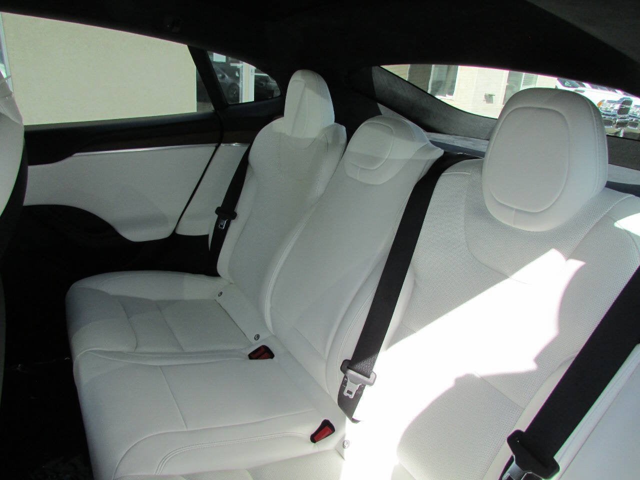 2022 Tesla Model S Base AWD 4dr Liftback