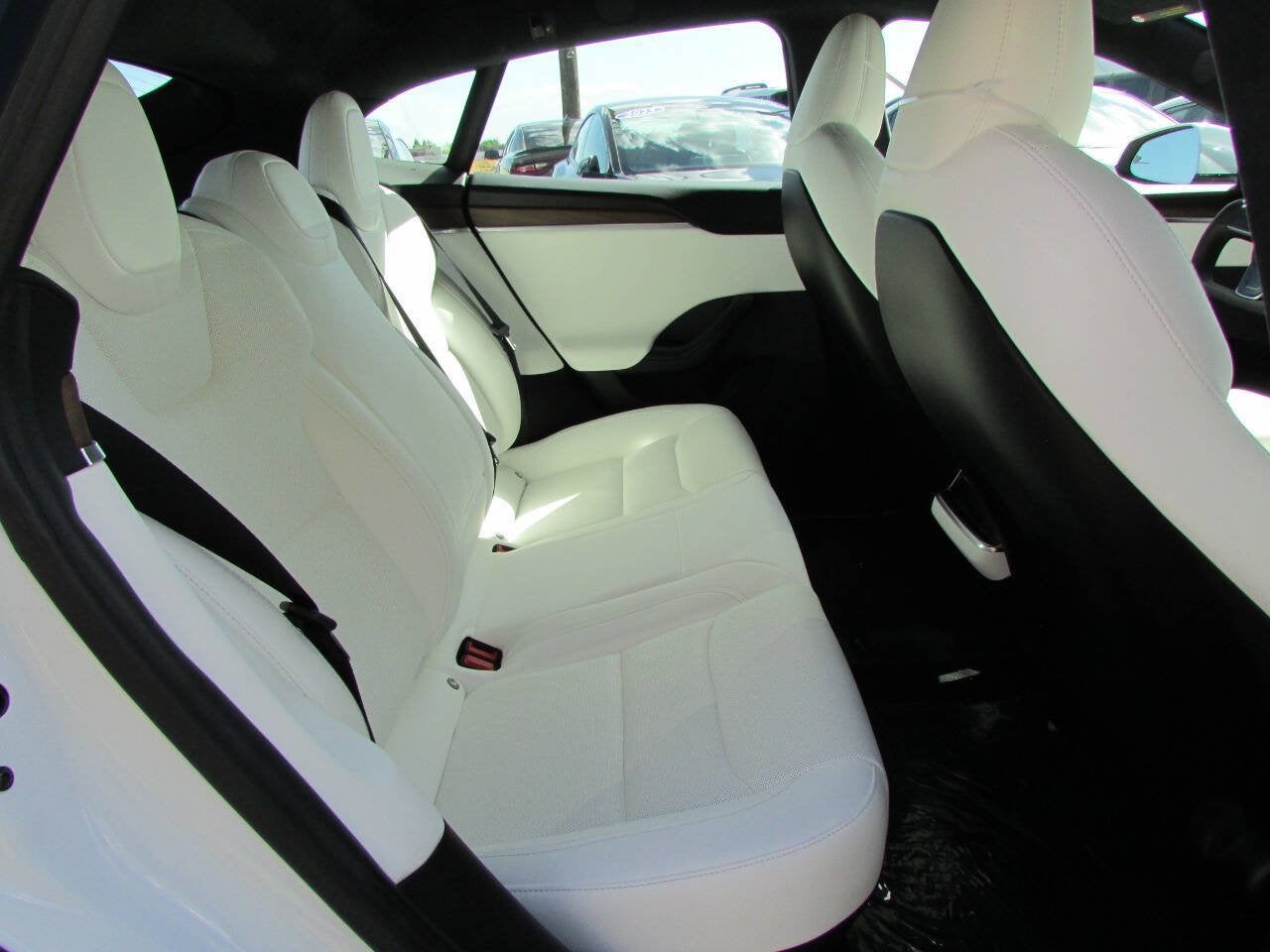 2022 Tesla Model S Base AWD 4dr Liftback