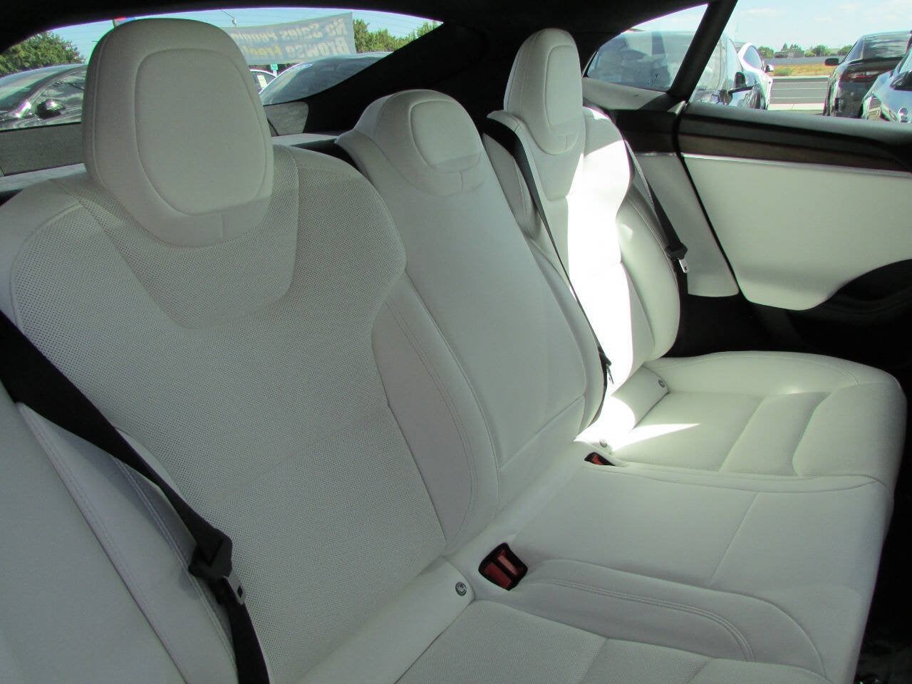 2022 Tesla Model S Base AWD 4dr Liftback