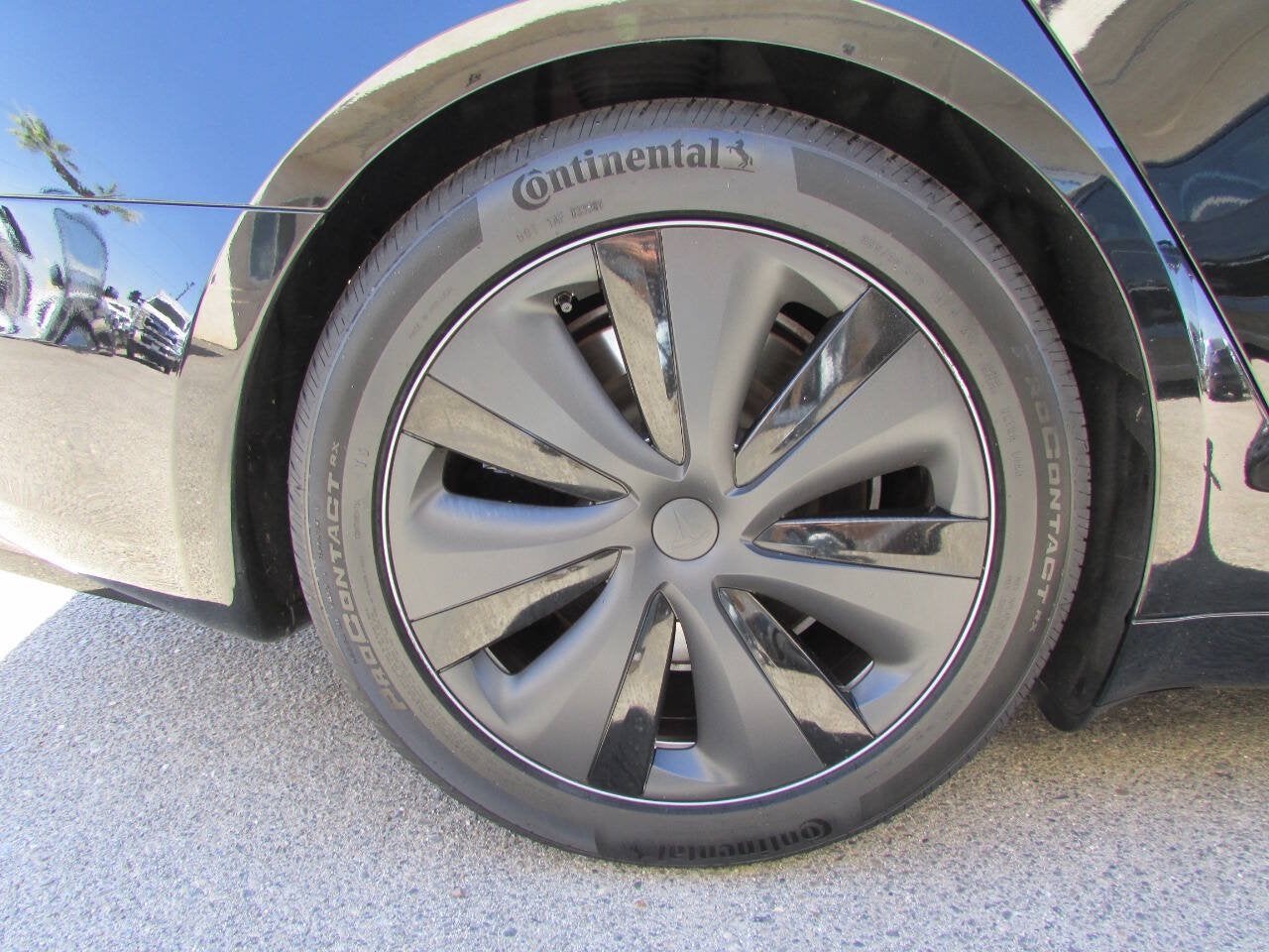 2023 Tesla Model S Standard Range AWD 4dr Liftback