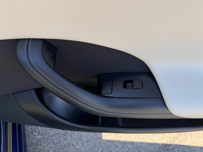 2022 Tesla Model S Base AWD 4dr Liftback